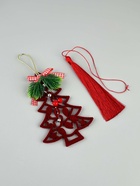 Пакет подарочный «Новогодний», тиснение, с ёлочной игрушкой и бахромой, 40×31×11 см - фото 58047572