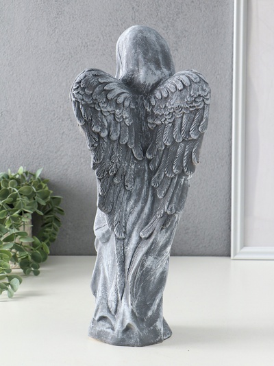 Фигура гипс «Ангелина с младенцем» 17×10×40 см, антик