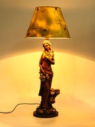 Лампа настольная декоративная с абажуром «Девушка с виноградом», 71×30×30 см, под бронзу - Фото 1