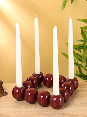 {{photo.Alt || photo.Description || 'УЦЕНКА Подсвечник на 4 свечи «Бусы» с 12 сферами, сливовый 20.5×20.5×5.5 см'}}