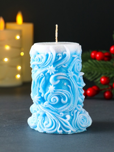 Свеча новогодняя столбик «Резная», голубой,10×7×7.5 см