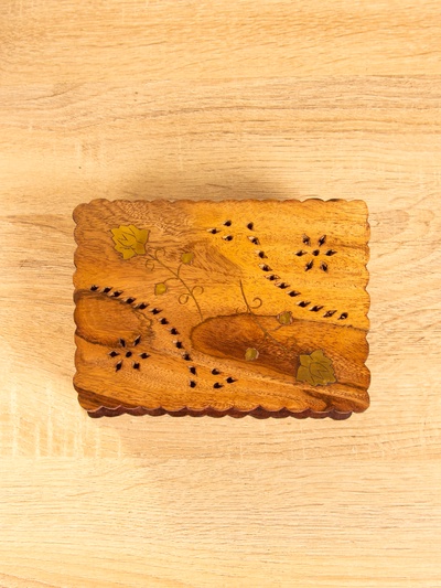 Шкатулка резная «Листья», 18×13×6 см, дерево шишам