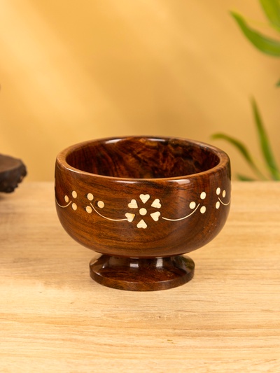 Чаша на ножке «В самое сердце», 10×10×7 см, дерево шишам