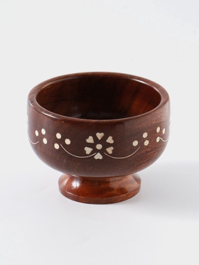 Чаша на ножке «В самое сердце», 10×10×7 см, дерево шишам