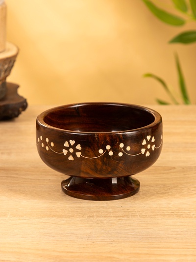 Чаша на ножке «В самое сердце», 13×13×8 см, дерево шишам