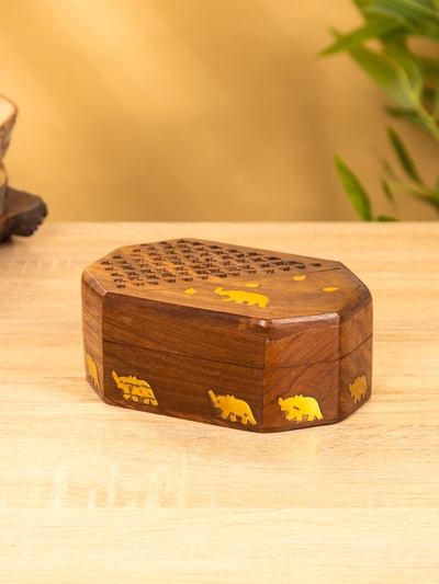 Шкатулка резная «Слоник в саду», 15×10×5 см, дерево шишам