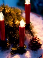 Светодиодные «Свечи на прищепках красные» 11 см, набор 10 шт., 10 LED, от батареек ААх10, пульт, свечение тёплое белое - Фото 3