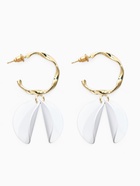 Серьги «Лепесточки на кольце», белые в золоте - Фото 2