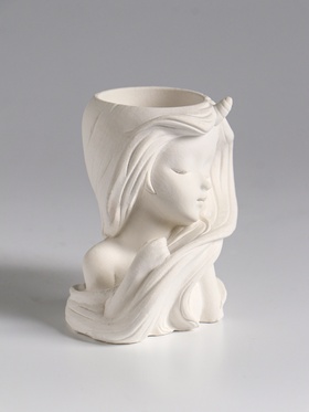 Ваза «Девушка с длинными волосами», 6×8×9 см, гипс, белая