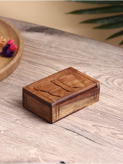 УЦЕНКА Шкатулка резная «Бабочка» дерево соно, 11×7×3.5 см