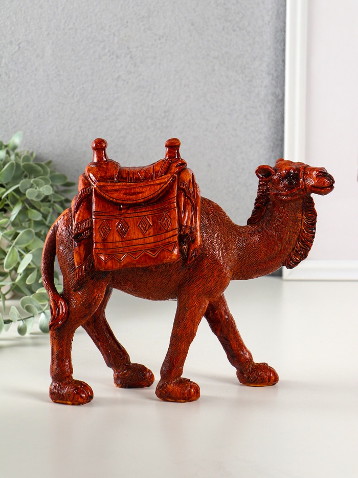 Фигурка полистоун «Верблюд с седлом с сумкой», под дерево, 21×9×20 см - Фото 1