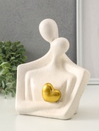 Бюст полистоун «Влюблённые - поцелуй, с золотым сердцем», песочный, 15×9×18.5 см - фото 58054759