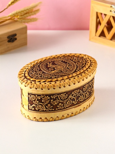 Шкатулка для украшений «Маленькая белочка», овальная, 14×9×6 см, береста