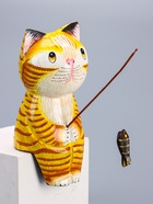 УЦЕНКА Сувенир дерево «Котёнок рыбак» жёлтый 9×9×20 см 10942954