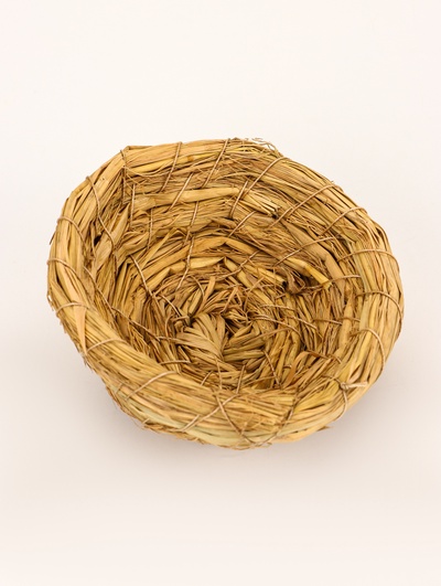 Гнездо для птиц плетёное, 12.5×4.5 см, солома