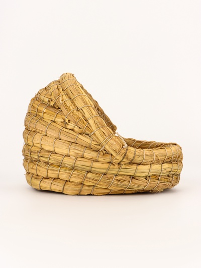 Гнездо для птиц плетёное, 15×10×10 см, полузакрытое, солома