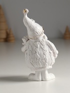 Фигурка «Дед Мороз с подарком», 16×8.5×6.5 см, белый с позолотой - Фото 3