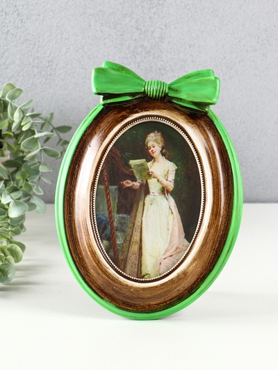 Фоторамка для фото 14×18.5 см «Зелёный бант», полистоун под дерево, 22.5×17×3 см