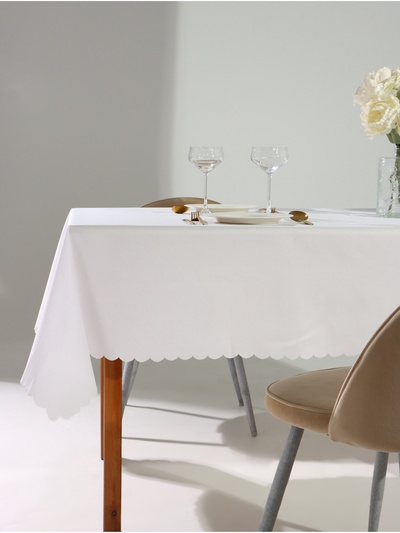 Скатерть «Этель», белая, 140×260 см, ВГМО