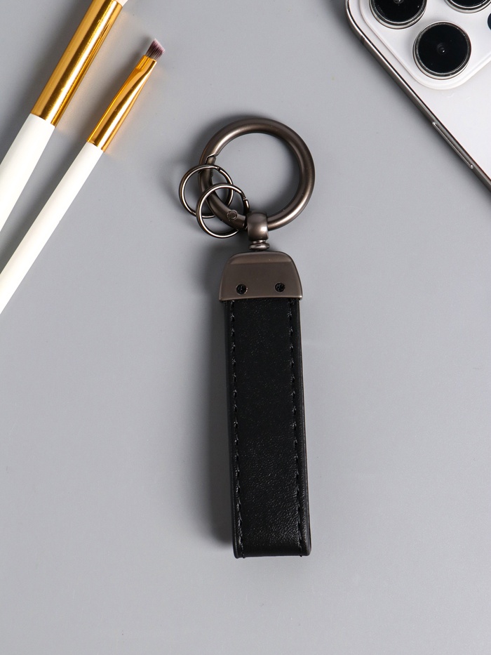 Брелок для ключей на кольце «Ремешок», чёрный, матовый, 12.2×2.3×0.7 см - Фото 1