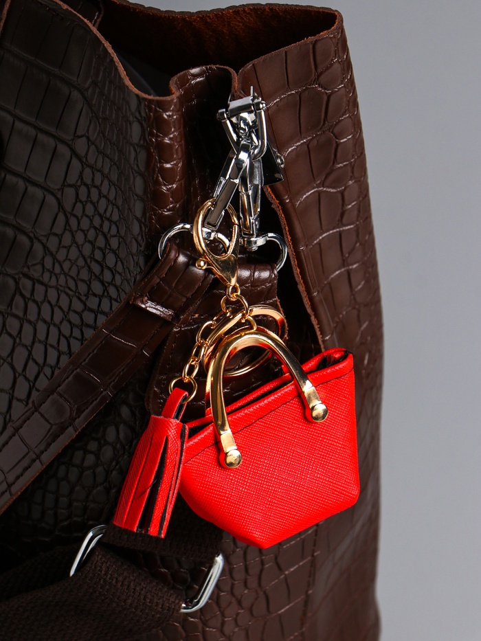 Брелок для ключей с карабином, с кистью «Сумка тоут», на сумку, рюкзак, красная, 6.5×3×7 см - Фото 1