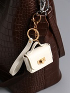 Брелок для ключей с карабином, ремешком «Сумочка», на сумку, рюкзак, чехол для наушников, белоснежный, 6.2×2.5×7 см - Фото 1