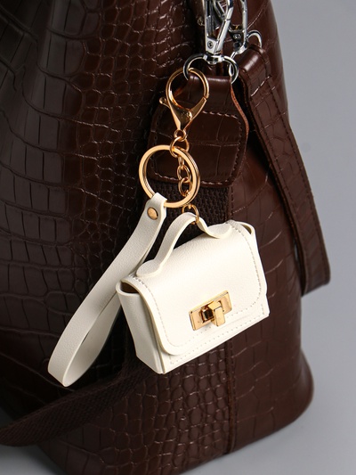 Брелок для ключей с карабином, ремешком «Сумочка», на сумку, рюкзак, чехол для наушников, белоснежный, 6.2×2.5×7 см