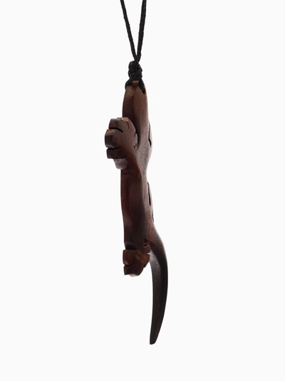 Кулон «Ящерица», дерево соно