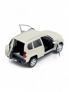 Машина металлическая «Lada Niva Travel», 12 см, открываются двери и багажник, инерция, цвет бежевый - Фото 4