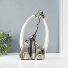 УЦЕНКА Сувенир керамика «Семья слонов. Овал» белый с серебром 6.5×17×28.5 см 10946396