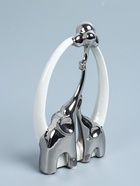 УЦЕНКА Сувенир керамика «Семья слонов. Овал» белый с серебром 6.5×17×28.5 см 10946396