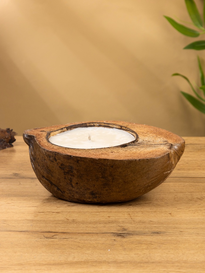 Свеча в кокосе, 18×22×7 см, коричневая - Фото 1