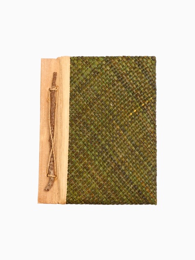 Записная книжка плетёная, 48 листов, 17×22×2 см, зелёная
