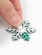 Снежинки зелёные, на клеевой основе, 3 × 3 см (набор 12 шт) - фото 809264722