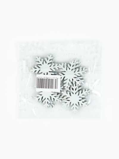 Заготовка для творчества из фоамирана на клеевой основе «Снежинки зелёные», 3×3 см, 12 шт.