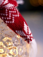 Светодиодная фигура «Снеговик в красном» 28 см, 1 LED, от батареек ААА×3, свечение тёплое белое - Фото 3