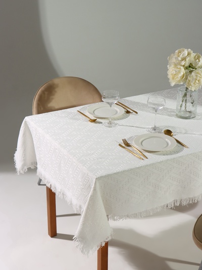 Скатерть «Этель», белая, фактурная, 130×180 см