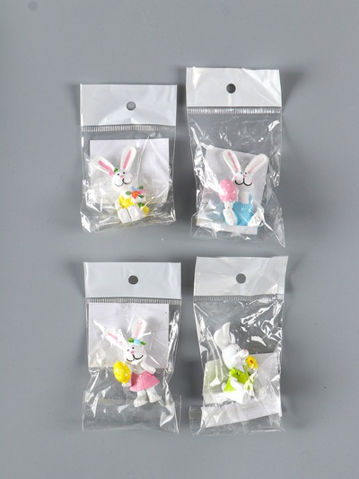 Фигурка полистоун «Белый зайка с яйцом/букетом», 2.2×3×4.2 см, МИКС