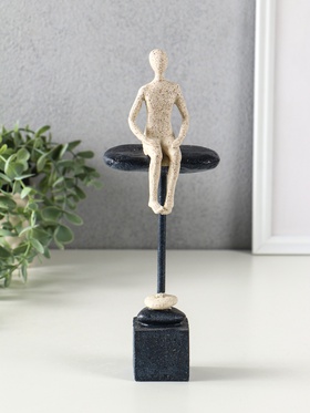 Фигура полистоун «Абстракция. Человек на краю», серый с бежевым, 9.5×6×27 см