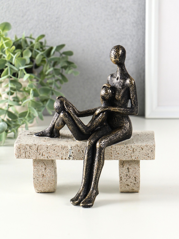 Фигура полистоун «Абстракция. Мама и ребенок на скамейке», бронза с бежевым, 17.5×10.5×19 см