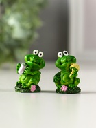 Фигурка полистоун «Лягушонок на полянке», 2×1.8×3.5 см, МИКС - Фото 2