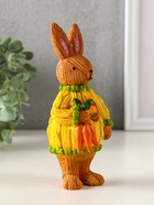 Фигурка полистоун «Заяц в вязанном свитере с охапкой моркови», 6.5×6.5×15.5 см - фото 809290766 Фигурка полистоун «Заяц в вязанном свитере с охапкой моркови», 6.5×6.5×15.5 см - фото 809290766