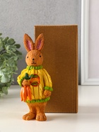 Фигурка полистоун «Заяц в вязанном свитере с охапкой моркови», 6.5×6.5×15.5 см - фото 809290769 Фигурка полистоун «Заяц в вязанном свитере с охапкой моркови», 6.5×6.5×15.5 см - фото 809290769