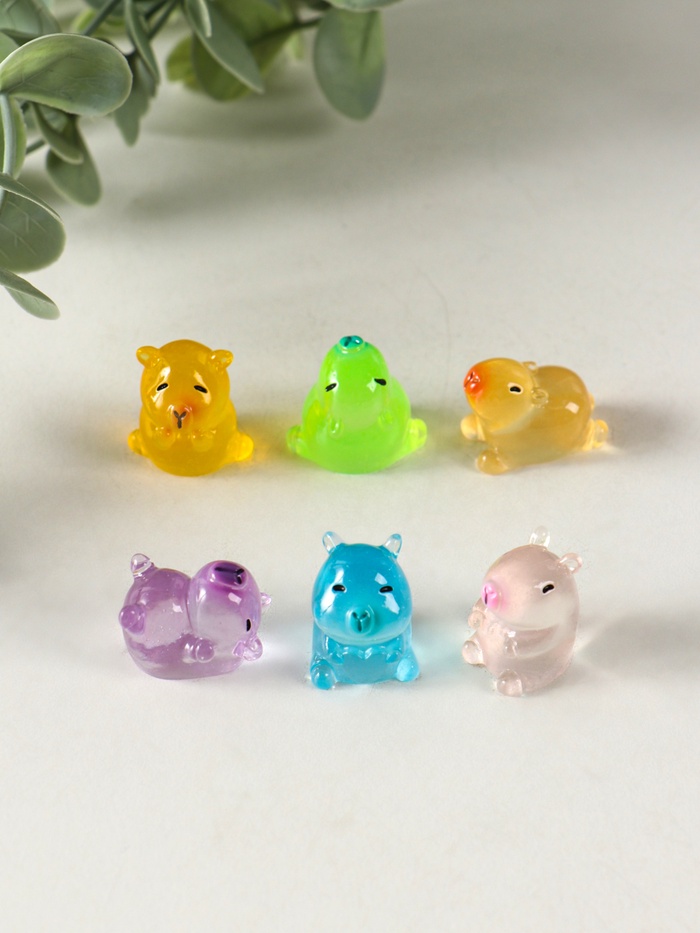 Набор фигурок флуоресцентные «Капибары», 6 шт., полистоун, 1.7×2 см - Фото 1