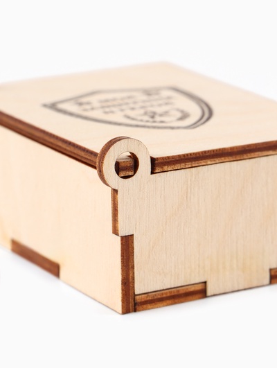 Коробка подарочная деревянная «Мой защитник» 8.5×6×3.5 см