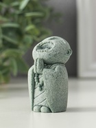 Подставка под благовония песчаник "Маленький монах Сян Дао" 3,5х3х5,5 см - фото 809309893