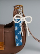 Брелок для ключей на карабине с джинсовым ремешком «Жемчужный бант и бабочка», бусины d=0.5 см, на сумку, рюкзак, 15×10.5×1 см - фото 809311240