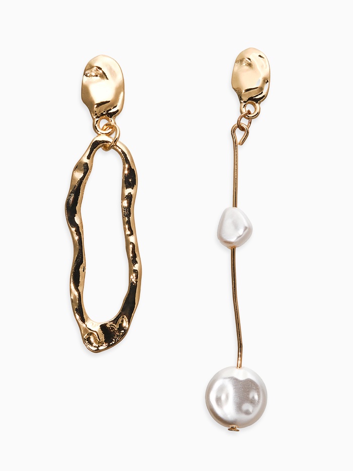 Серьги жемчуг «Корейский стиль», белые в золоте - Фото 1