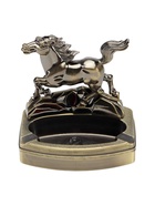 УЦЕНКА Зажигалка настольная с пепельницей, газовая «Конь на бегу», 13×11×9 см - Фото 2