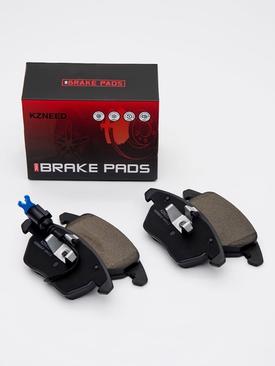 Тормозные колодки (передние) Volkswagen Passat 1.4L JZW698302CN KZK6042F